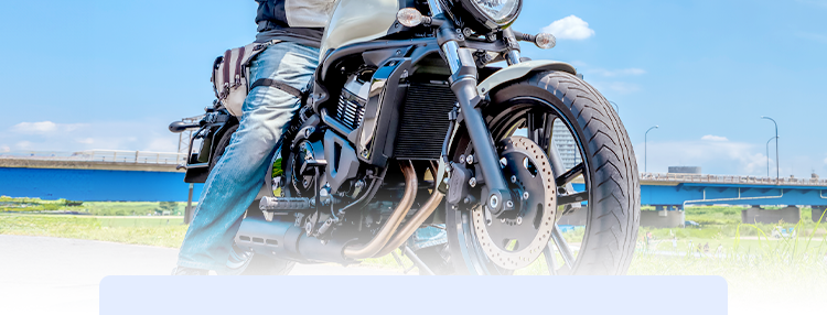 バイク保険一括見積もりで平均24,793円お得に※1
保険の窓口
インズウェブ!
バイク保険11社を
3分で比較!
最大11社
利用者数
リアルタイム
見積もり可能
1,100万人
で比較
*2
バイク保険はすべてを守る
“ライダーの必須装備”
※1 調査対象者: 主に代理店型バイク保険の見積もり者でインズウェブを初めて利用された方アン
ケート結果より(回答者:169人、 対象期間: 2020年2月- 2023年5月)
※22024年3月末時点